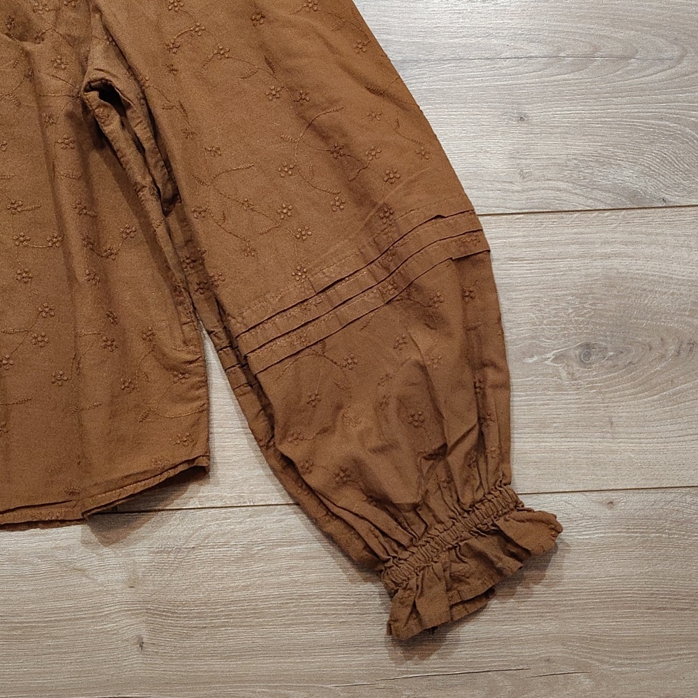 Universal Thread Burnt Orange, Eyelet Button Front Blouse,  Ladies X-Small - Picture 3 of 7